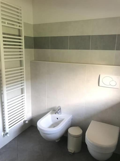 Porta Del Garda Apartment Dro Exterior photo