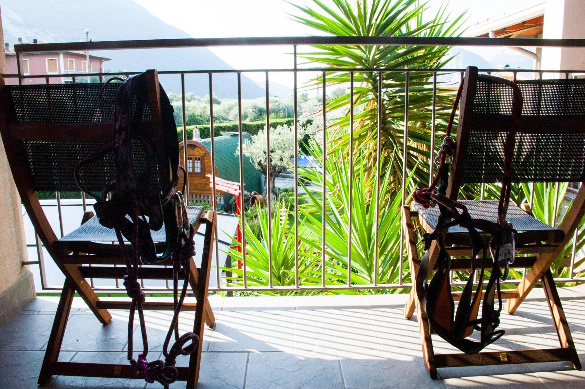 Porta Del Garda Apartment Dro Exterior photo