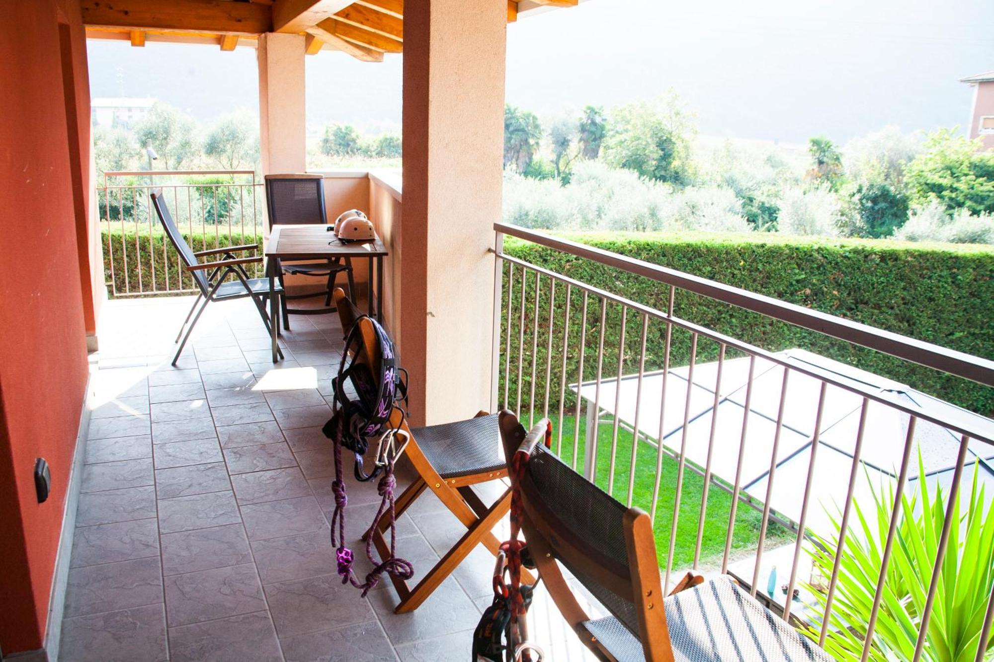 Porta Del Garda Apartment Dro Exterior photo